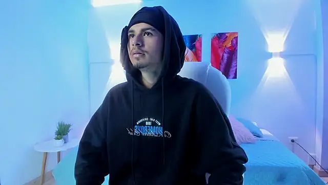 Snapshot of MathewAdams chatting on 8, 9, 2025 MathewAdams online show from 8, 9, 2025