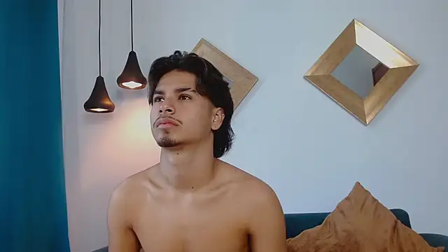 Snapshot of MathewAdams chatting on 3, 11, 2025 MathewAdams online show from 3, 11, 2025