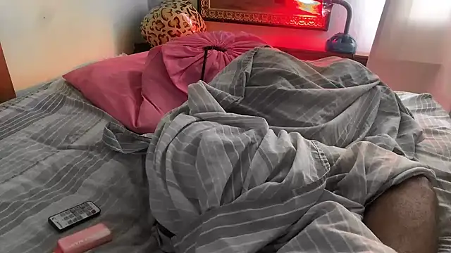 Snapshot of anthonyroth chatting on 3, 2, 2026 anthonyroth online show from 3, 2, 2026