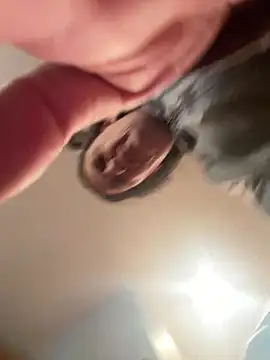 Snapshot of tttttyta chatting on 22, 4, 2026 tttttyta online show from 22, 4, 2026