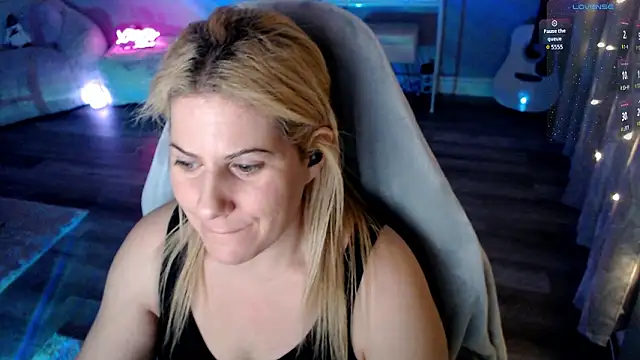 BellaStar84 online show from 11, 2, 2026