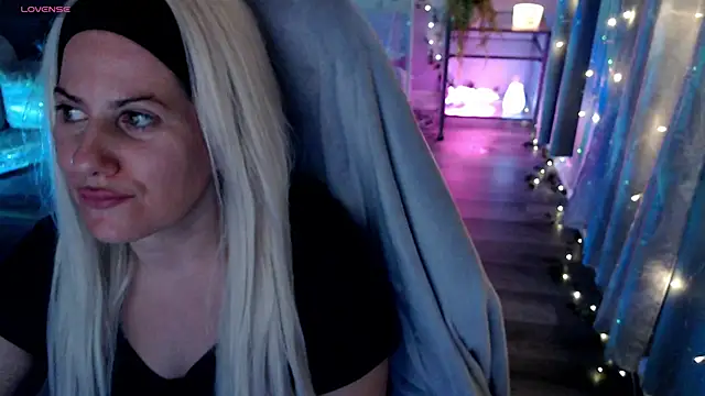 BellaStar84 online show from 11, 3, 2026