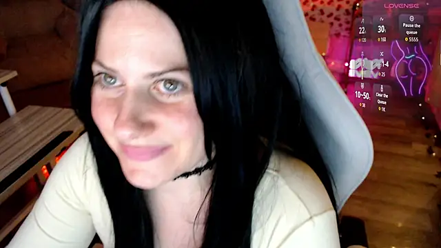 Snapshot of BellaStar84 chatting on 3, 6, 2026 BellaStar84 online show from 3, 6, 2026