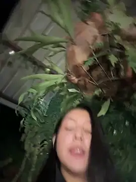 Snapshot of dany_lu chatting on 1, 12, 2025 dany lu online show from 1, 12, 2025