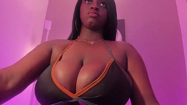 Snapshot of BetsyBennet_ chatting on 21, 3, 2025 BetsyBennet online show from 21, 3, 2025