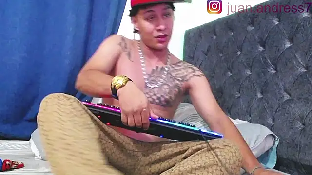 Snapshot of Stone_grey1_ chatting on 24, 2, 2026 Stone grey1 online show from 24, 2, 2026