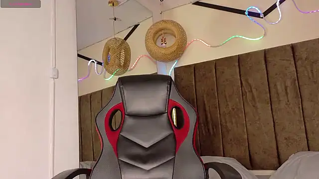 natasha  black online show from 7, 1, 2026