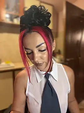 Snapshot of MeganFoxiy chatting on 27, 10, 2025 MeganFoxiy online show from 27, 10, 2025