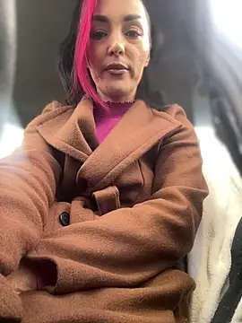 Snapshot of MeganFoxiy chatting on 15, 12, 2025 MeganFoxiy online show from 15, 12, 2025