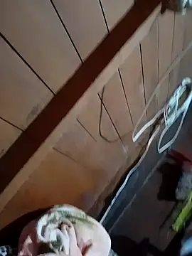 Snapshot of indio9233 chatting on 29, 9, 2025 indio9233 online show from 29, 9, 2025