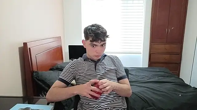 Snapshot of lukeboyce33 chatting on 26, 2, 2026 lukeboyce33 online show from 26, 2, 2026