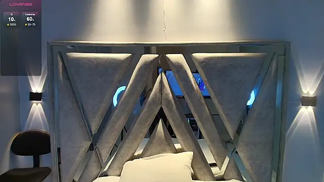 Snapshot of Alice_26_ chatting on 29, 10, 2025 Alice 26 online show from 29, 10, 2025