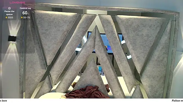 Snapshot of Alice_26_ chatting on 18, 11, 2025 Alice 26 online show from 18, 11, 2025