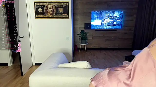 Snapshot of TwinTemptations chatting on 17, 10, 2025 TwinTemptations online show from 17, 10, 2025