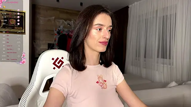 Snapshot of TwinTemptations chatting on 30, 10, 2025 TwinTemptations online show from 30, 10, 2025