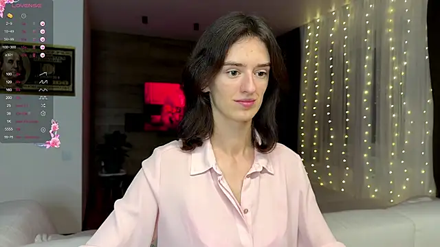 Snapshot of TwinTemptations chatting on 12, 11, 2025 TwinTemptations online show from 12, 11, 2025