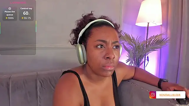 Kendallbleer online show from 24, 9, 2025
