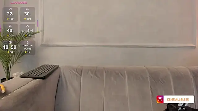 Kendallbleer online show from 20, 11, 2025