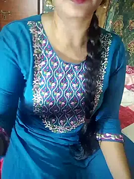 Snapshot of Shalini_telugu09 chatting on 2, 3, 2026 Shalini telugu09 online show from 2, 3, 2026