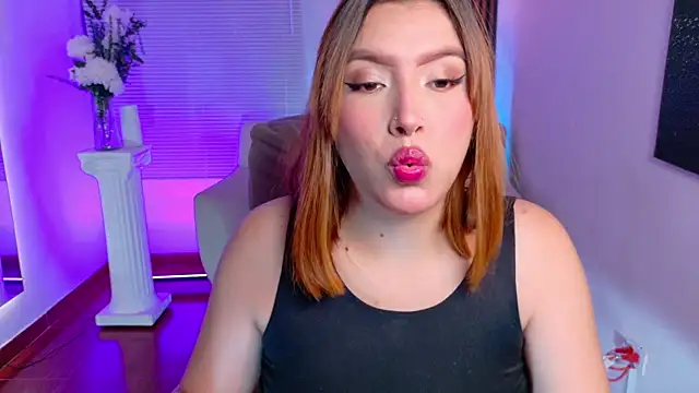 Snapshot of karla_hill_28 chatting on 18, 7, 2026 karla hill 28 online show from 18, 7, 2026