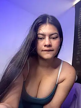 Snapshot of Saanvi21 chatting on 22, 3, 2025 Saanvi21 online show from 22, 3, 2025