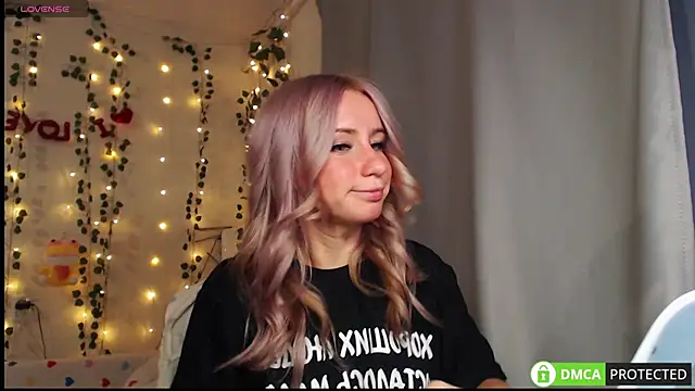 Mia  Kitty online show from 21, 9, 2025