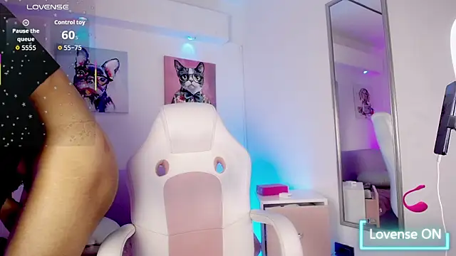 Snapshot of SamyJhomson chatting on 9, 1, 2026 SamyJhomson online show from 9, 1, 2026