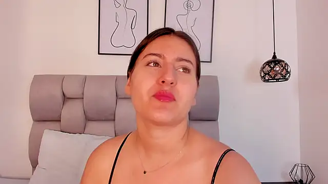 Snapshot of Hanna_Evans__ chatting on 14, 11, 2025 Hanna Evans online show from 14, 11, 2025