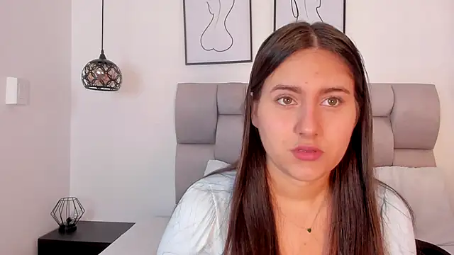 Snapshot of Hanna_Evans__ chatting on 15, 11, 2025 Hanna Evans online show from 15, 11, 2025