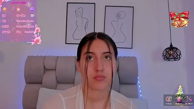 Snapshot of Hanna_Evans__ chatting on 3, 12, 2025 Hanna Evans online show from 3, 12, 2025