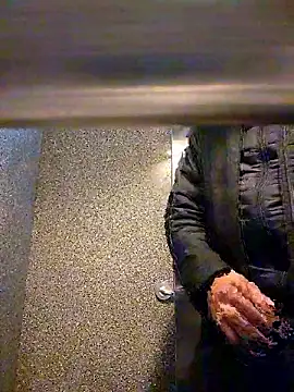 Snapshot of ikeike-kun chatting on 26, 2, 2026 ikeike-kun online show from 26, 2, 2026