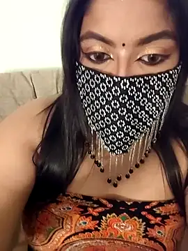 Snapshot of Tamil_hot_whiskey_girl chatting on 11, 4, 2026 Tamil hot whiskey girl online show from 11, 4, 2026