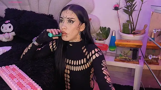 Snapshot of AnfisaLetyagho chatting on 11, 10, 2025 AnfisaLetyagho online show from 11, 10, 2025