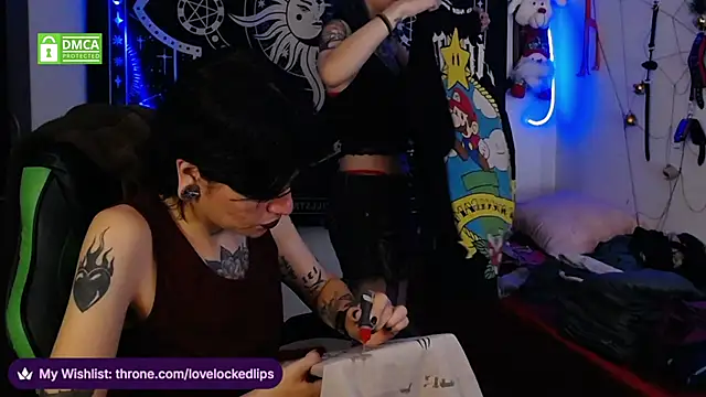 lovelockedlips online show from 18, 12, 2025