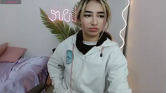 Malory tay1 online show from 19, 10, 2025