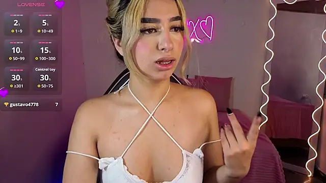 Malory tay1 online show from 28, 10, 2025