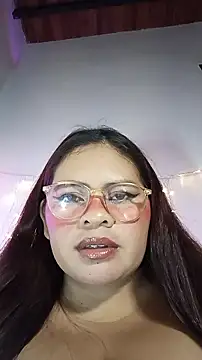 Snapshot of Trilyn25 chatting on 25, 6, 2026 Trilyn25 online show from 25, 6, 2026