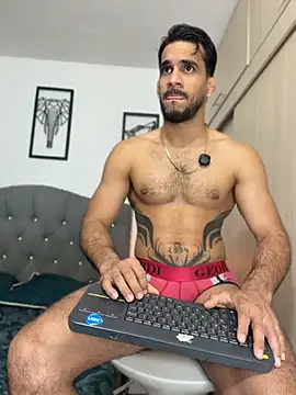 Snapshot of Maximiliano_ford chatting on 21, 7, 2026 Maximiliano ford online show from 21, 7, 2026