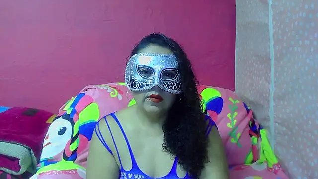 Snapshot of Pequitas_sexi chatting on 5, 10, 2025 Pequitas sexi online show from 5, 10, 2025