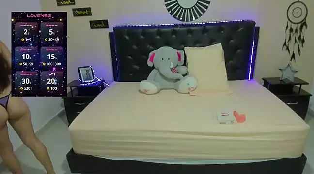 Snapshot of emma_valentina1 chatting on 14, 3, 2025 emma valentina1 online show from 14, 3, 2025