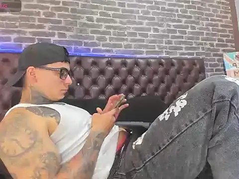 Max Stron111 online show from 19, 1, 2026