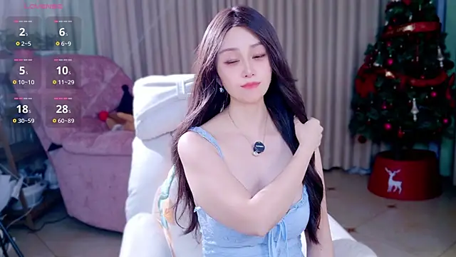 Snapshot of NovaNana chatting on 10, 4, 2026 NovaNana online show from 10, 4, 2026