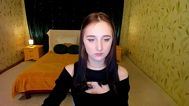 JulietMonli online show from 11, 2, 2026