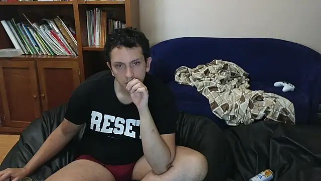 Snapshot of hardaftercum chatting on 3, 10, 2025 hardaftercum online show from 3, 10, 2025
