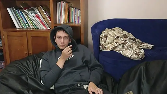 Snapshot of hardaftercum chatting on 9, 10, 2025 hardaftercum online show from 9, 10, 2025
