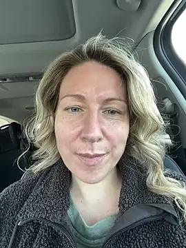 Snapshot of LittleMsMILF chatting on 26, 2, 2026 LittleMsMILF online show from 26, 2, 2026