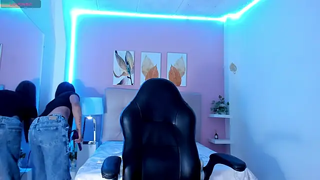 Molly h0t online show from 3, 3, 2026