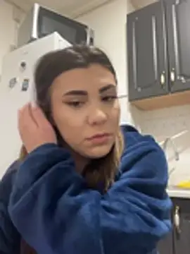 Natasha Cameron22 online show from 7, 4, 2026