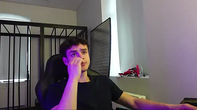 Snapshot of Brad_Holloway chatting on 5, 10, 2025 Brad Holloway online show from 5, 10, 2025