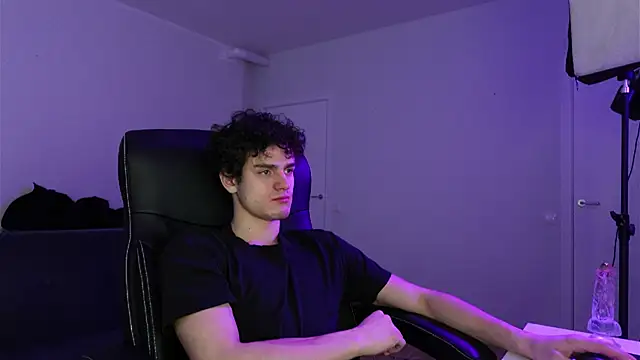 Snapshot of Brad_Holloway chatting on 11, 1, 2026 Brad Holloway online show from 11, 1, 2026